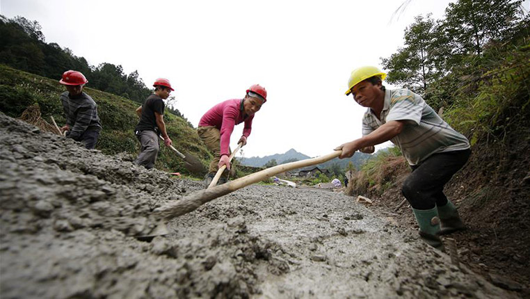 农村修高速路人口_高速路人口匝道图片