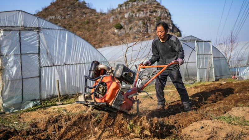 农机“轻骑兵” 春耕助力忙